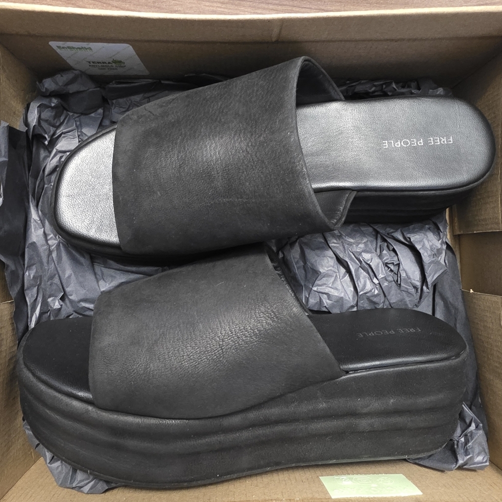 Free People Harbor Flatform Sandals Black Multiple Sizes New in Box - Picture 10 of 11
